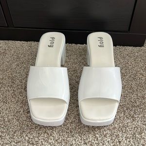 Jeffrey Campbell PLAY gummy white jelly shoe